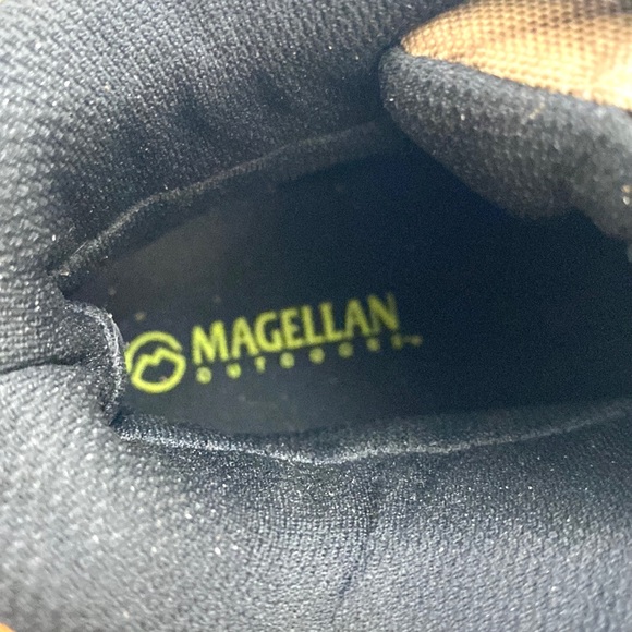 Magellan Boys Run n Gun II Realtree Xtra Camo Waterproof Outdoor Boots - Picture 13 of 13